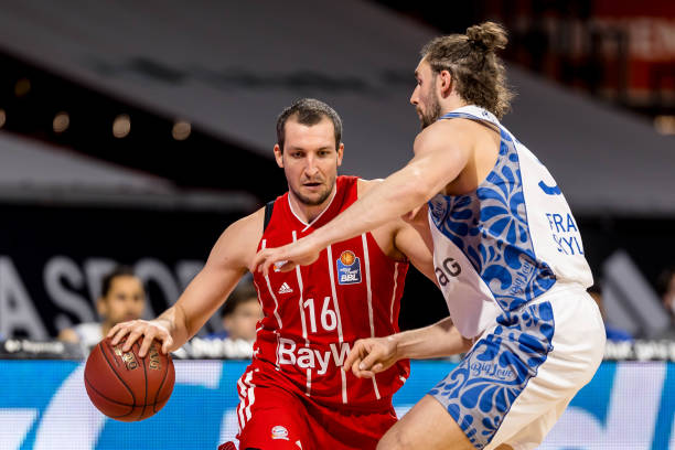 而在关键时 而在关键时