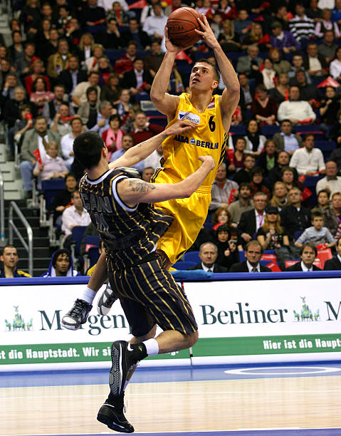 与此同时 与此同时