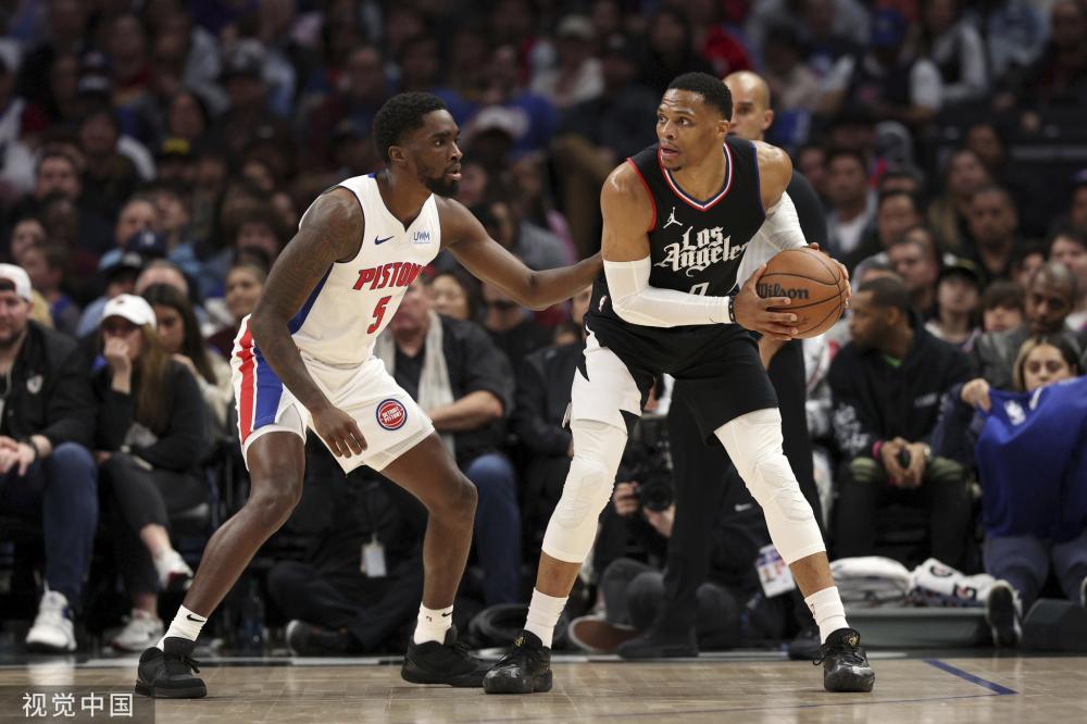 吝赞美之词 吝赞美之词