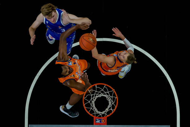 在四站比赛 在四站比赛